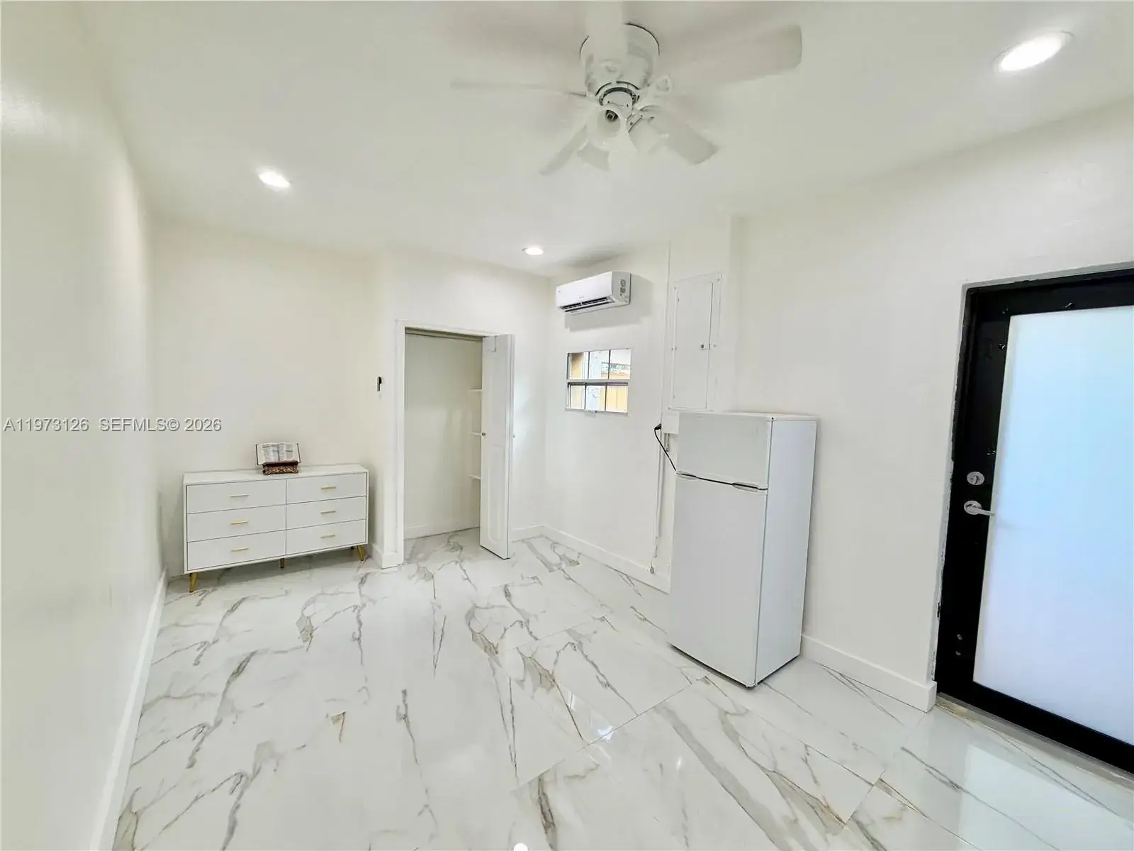 1 bedroom 1 bath Residential Lease for rent at 17802 SW 152nd Ct, Miami FL 33187
