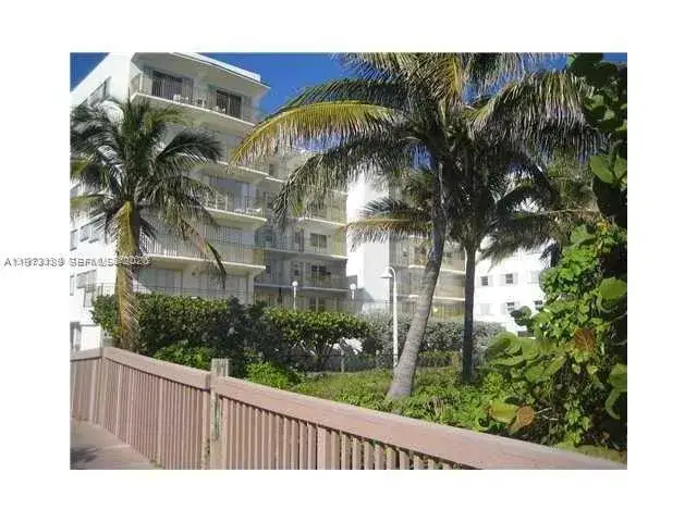 2 bedroom 2 bath Residential for sale at 901 S Surf Rd # 402, Hollywood FL 33019