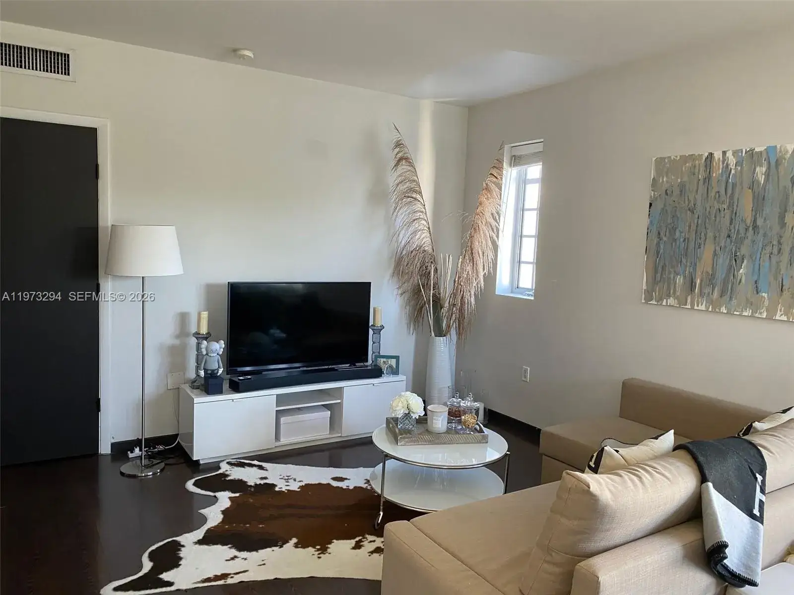 1 bedroom 1 bath Residential for sale at 435 21st St # 307, Miami Beach FL 33139