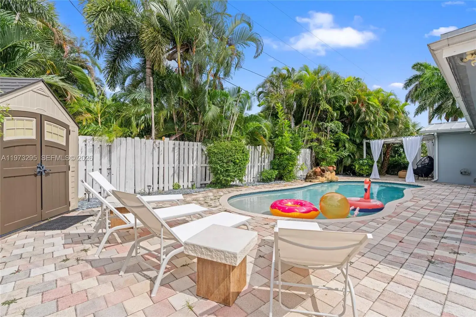 3 bedroom 2 bath Residential for sale at 5900 NE 15th Ave, Fort Lauderdale FL 33334