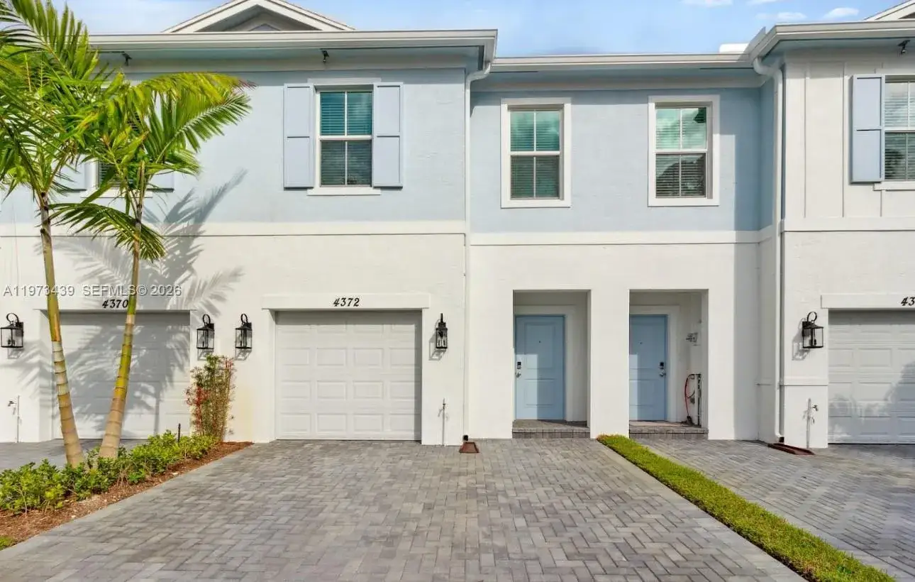 3 bedroom 2 bath Residential Lease for rent at 4400 Boatman St # 4400, Lake Worth FL 33461