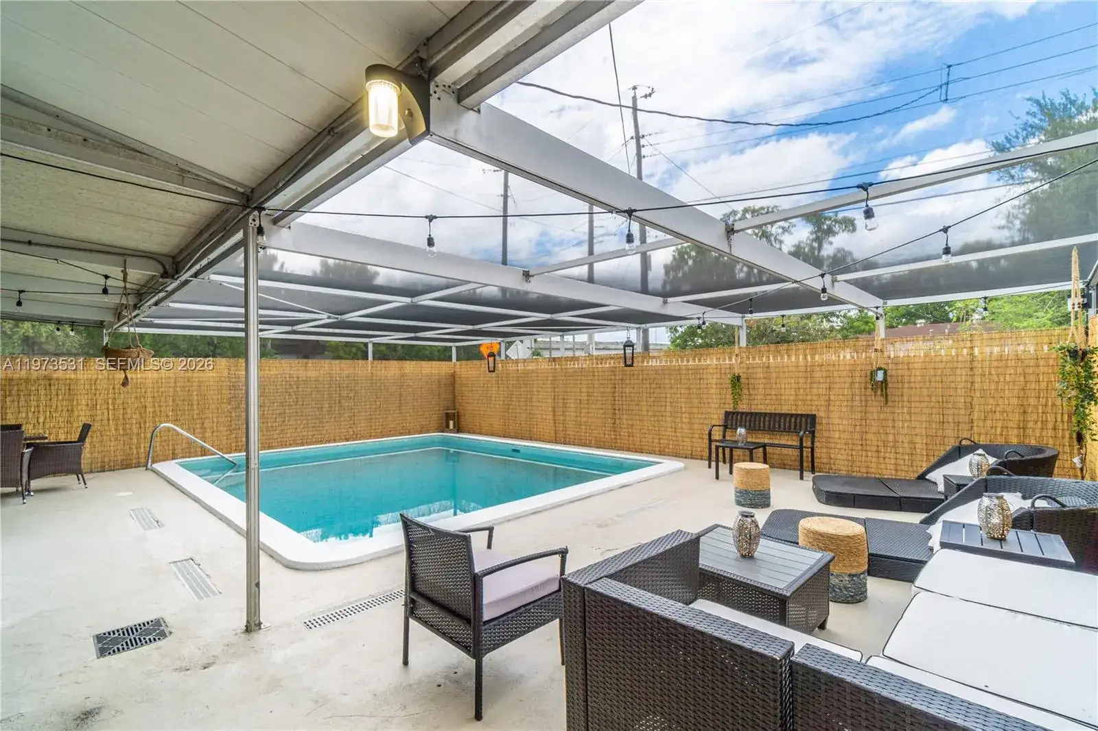 3 bedroom 3 bath Residential for sale at 13405 NW 6th Ave, North Miami FL 33168