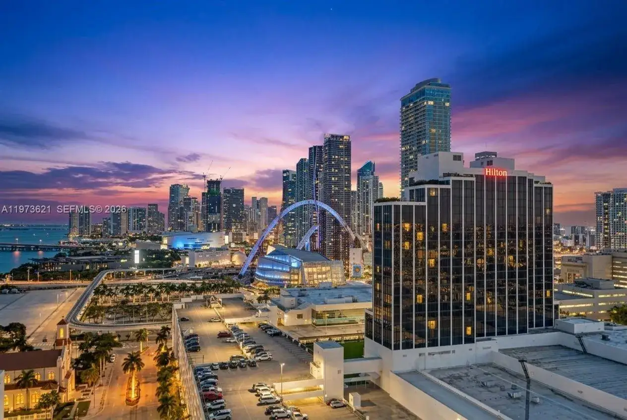 1 bedroom 1 bath Residential for sale at 1750 N Bayshore Dr # 2510, Miami FL 33132