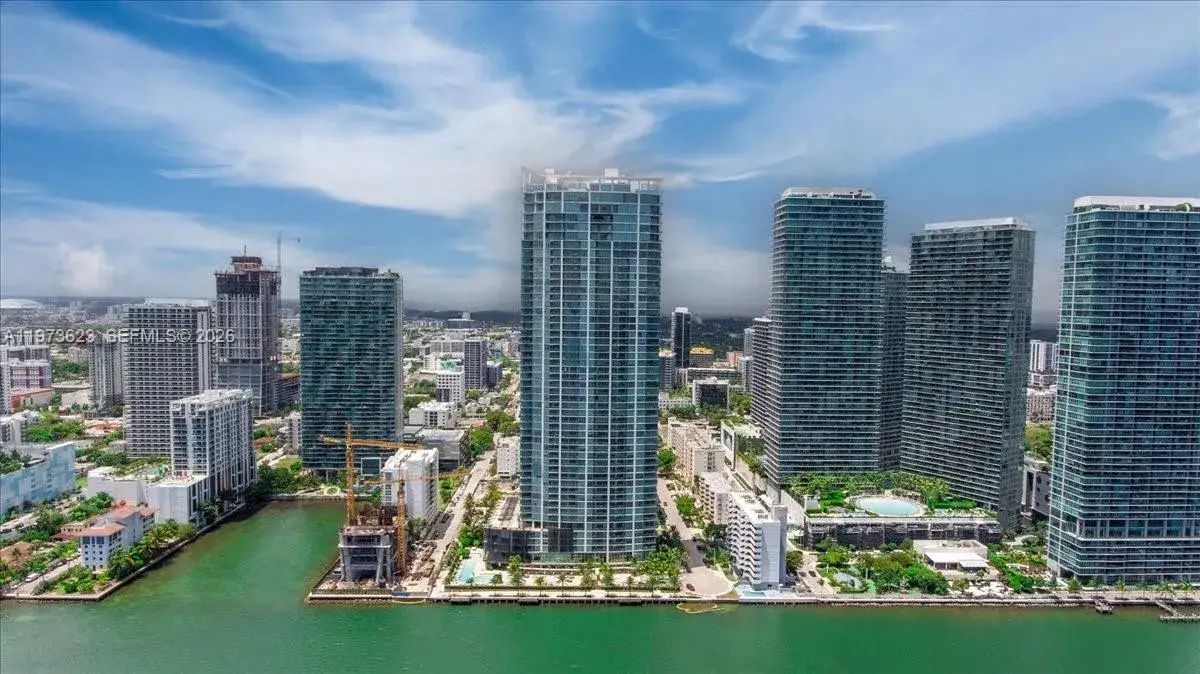 2 bedroom 2 bath Residential for sale at 2900 NE 7th Ave # 3004, Miami FL 33137