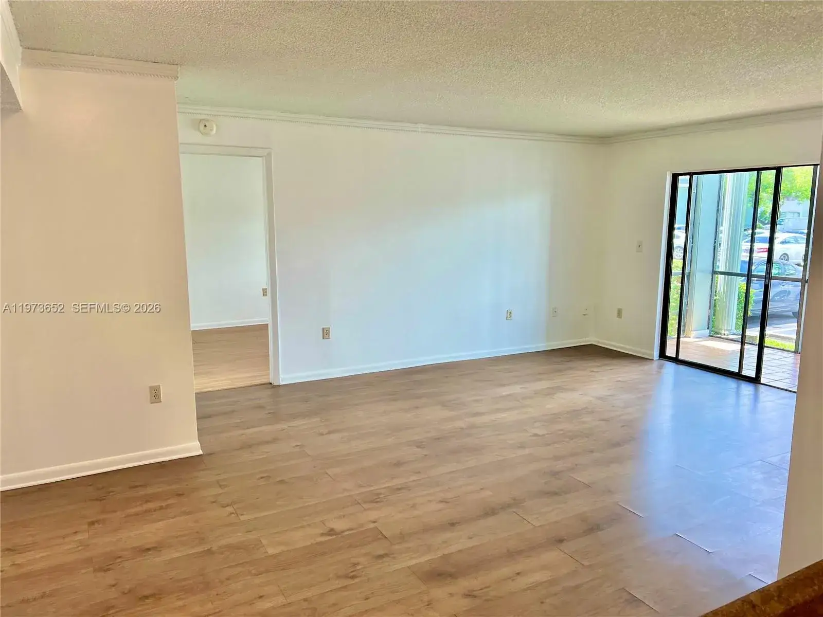 2 bedroom 2 bath Residential Lease for rent at 20761 NE 4th Pl # 104, Miami FL 33179