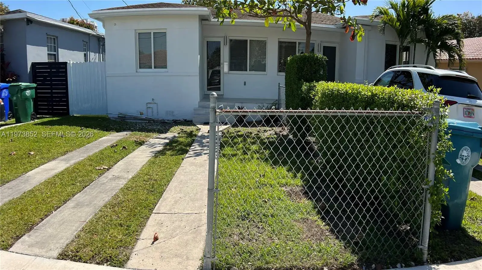 2 bedroom 1 bath Residential Lease for rent at 2800 SW 25th St # 1, Miami FL 33133
