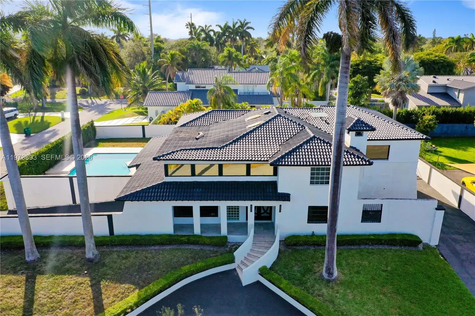 4 bedroom 4 bath Residential for sale at 17740 SW 83rd Ave, Palmetto Bay FL 33157