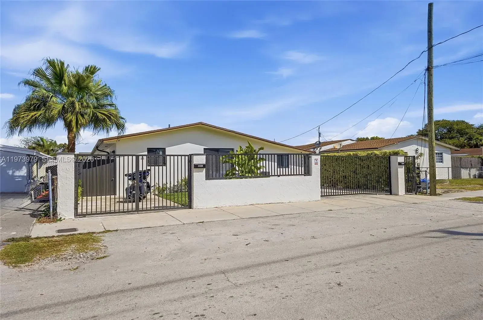 Residential Income for sale at 9007 SW 38th St, Miami FL 33165