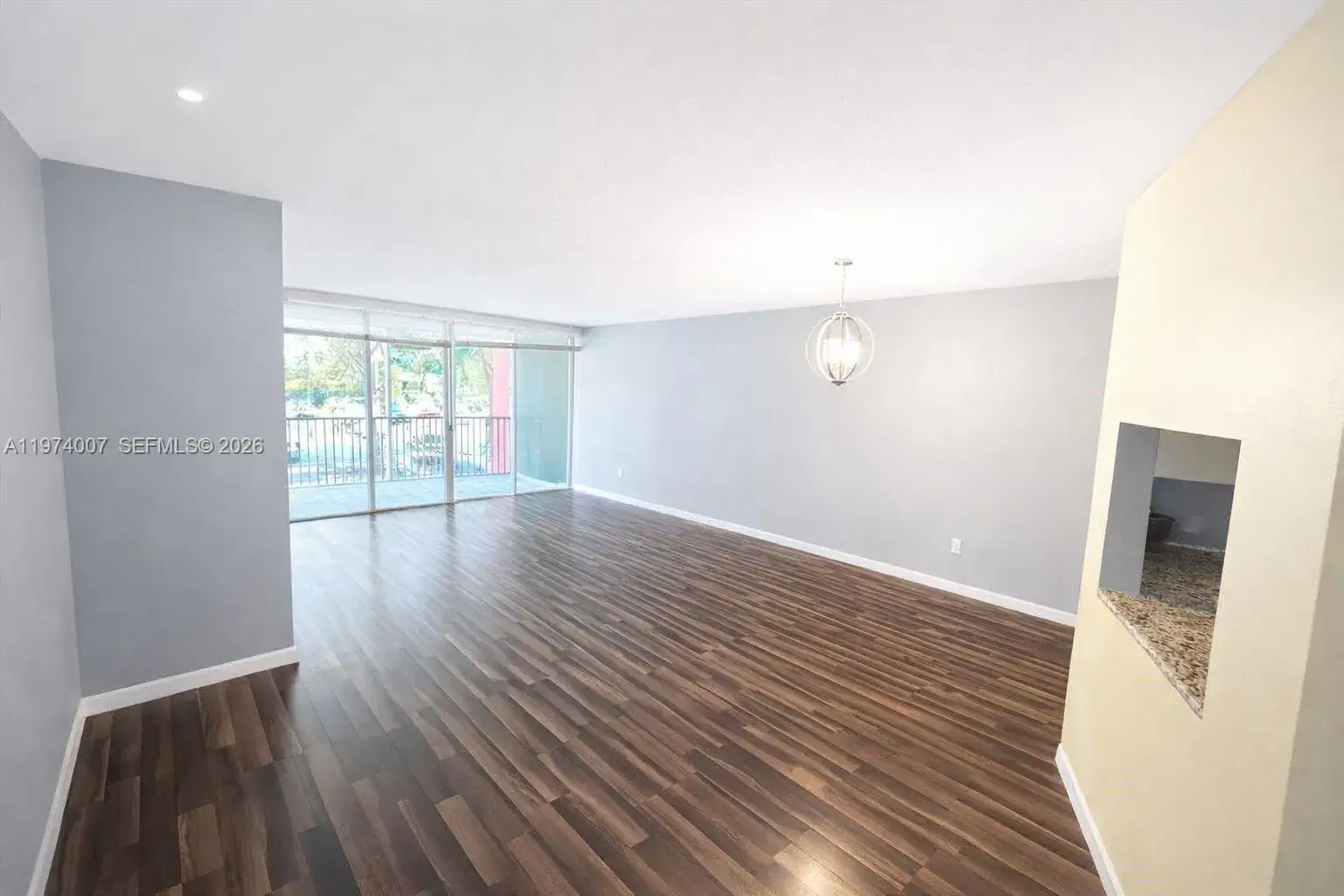 1 bedroom 1 bath Residential for sale at 1780 NE 191st St # 2, Miami FL 33179