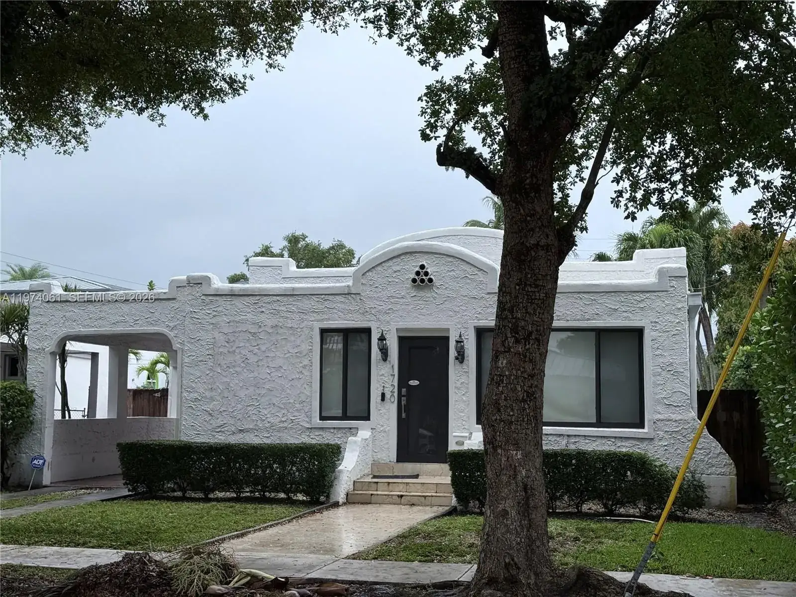 2 bedroom 2 bath Residential Lease for rent at 1720 SW 22nd Ter # 0, Miami FL 33145