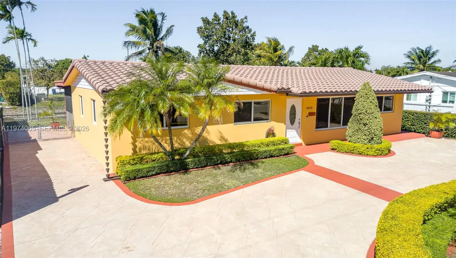 4 bedroom 2 bath Residential for sale at 4600 SW 104th Ave, Miami FL 33165