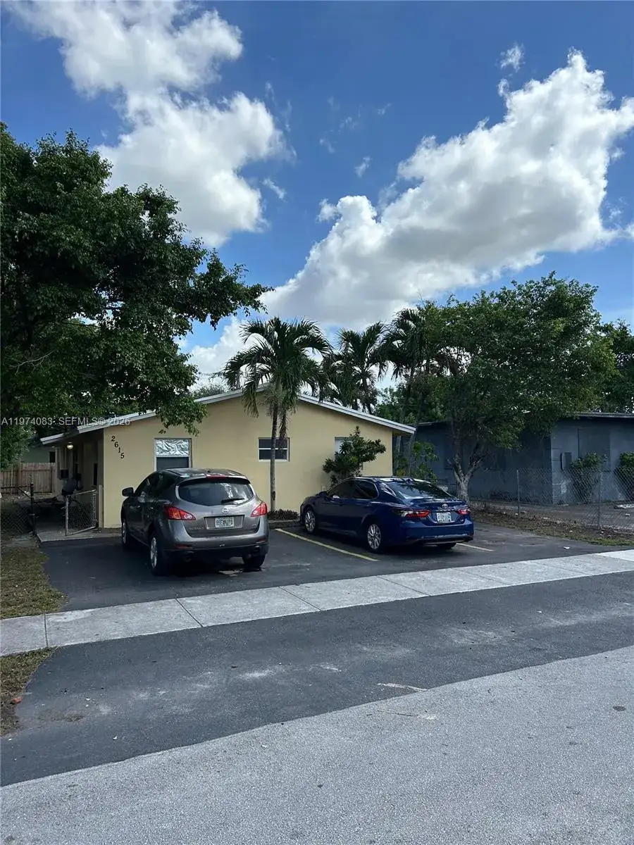 Residential Income for sale at 2615 NW 13th Ct, Fort Lauderdale FL 33311