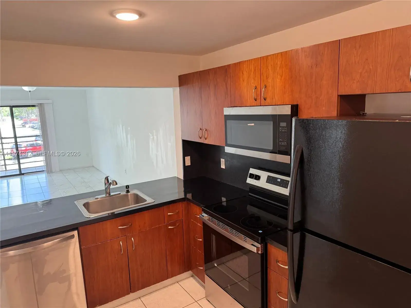 2 bedroom 2 bath Residential Lease for rent at 20825 NE 8th Ct # 19, Miami FL 33179