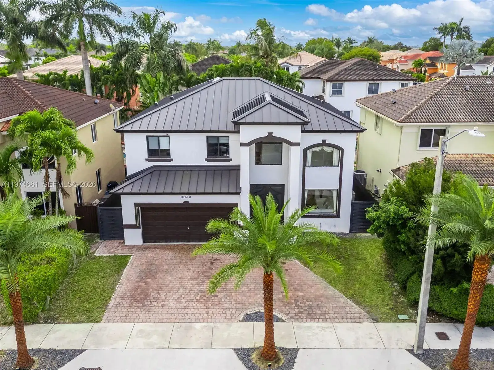 4 bedroom 3 bath Residential for sale at 16610 SW 57 LN, Miami FL 33193