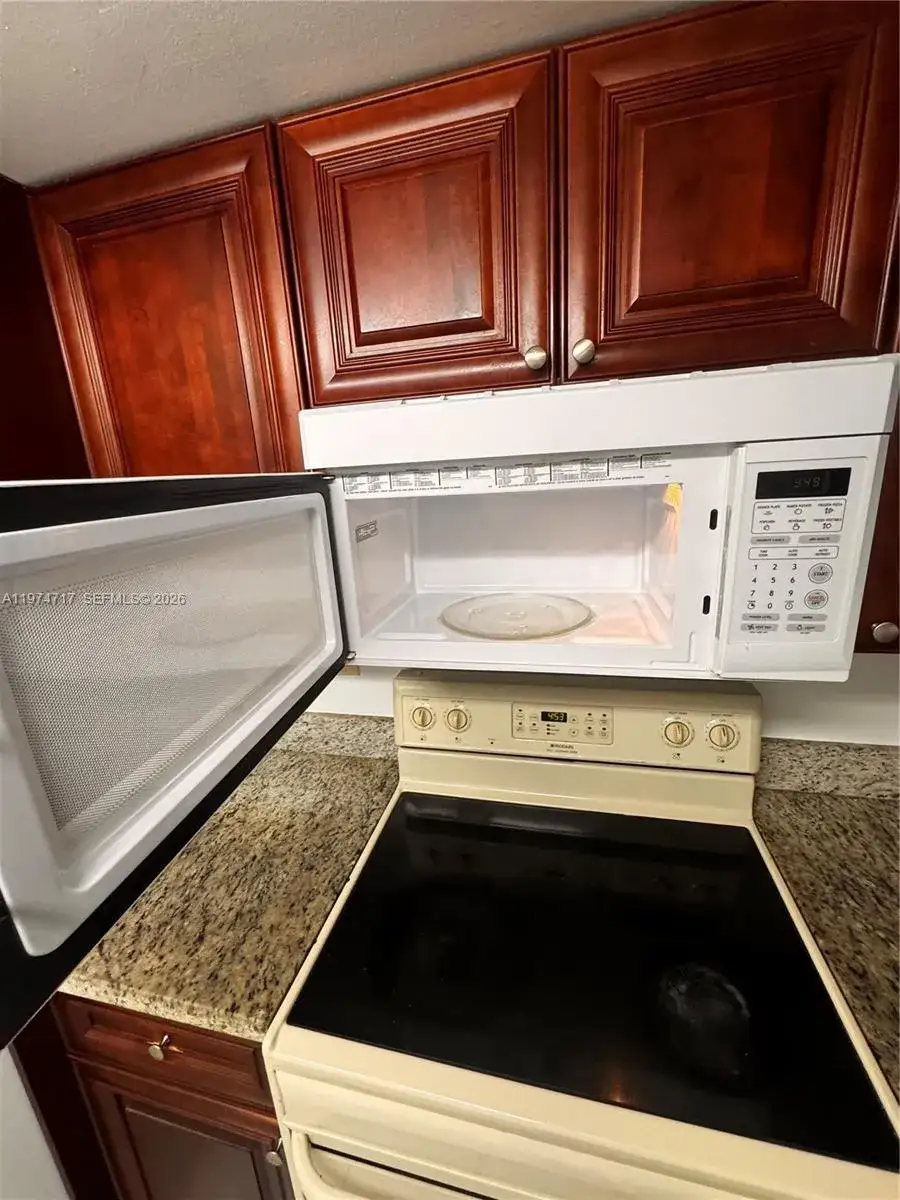 2 bedroom 2 bath Residential for sale at 10975 SW 107th St # 202, Miami FL 33176