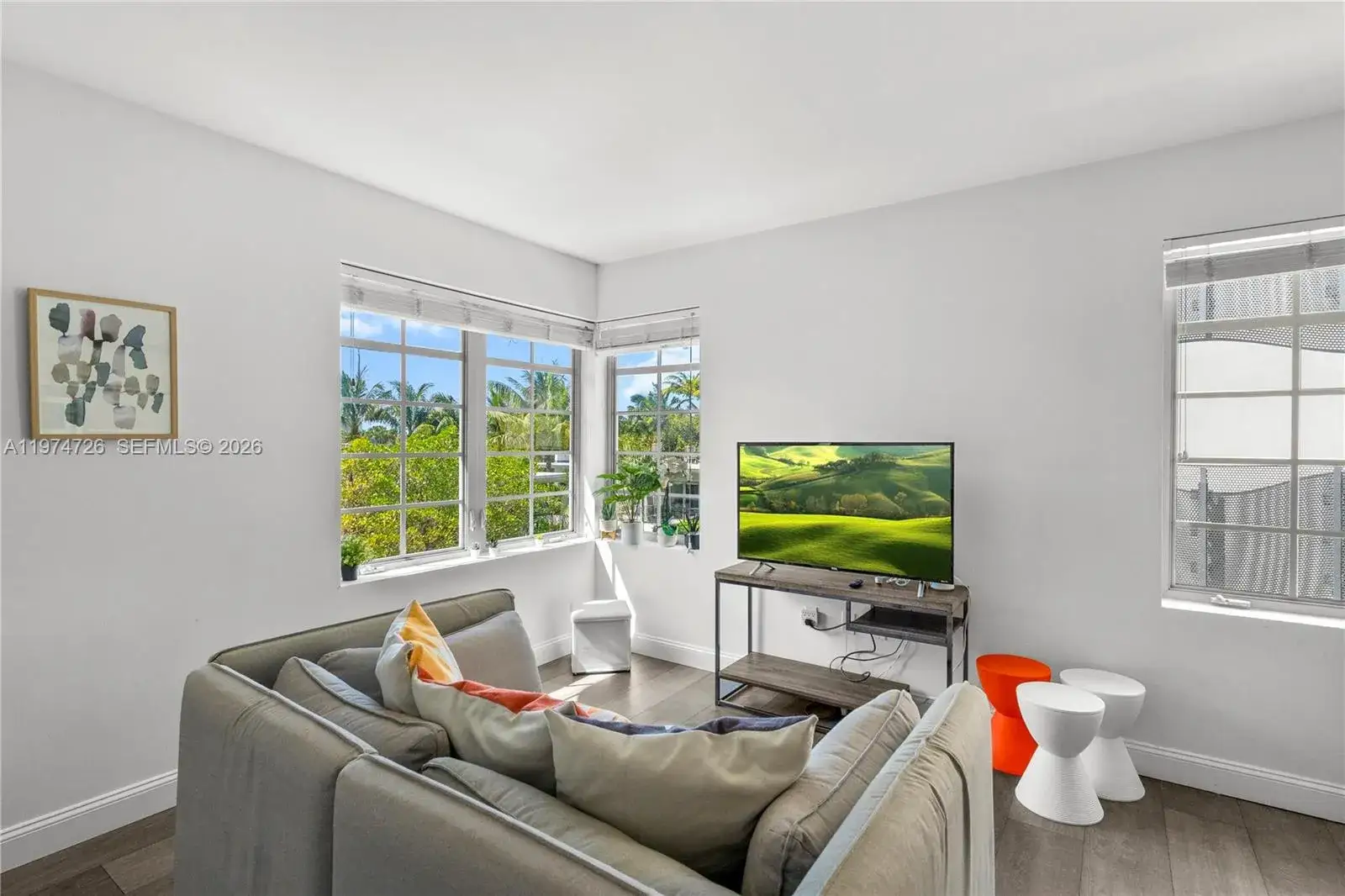 1 bedroom 1 bath Residential Lease for rent at 435 21st St # 318, Miami Beach FL 33139