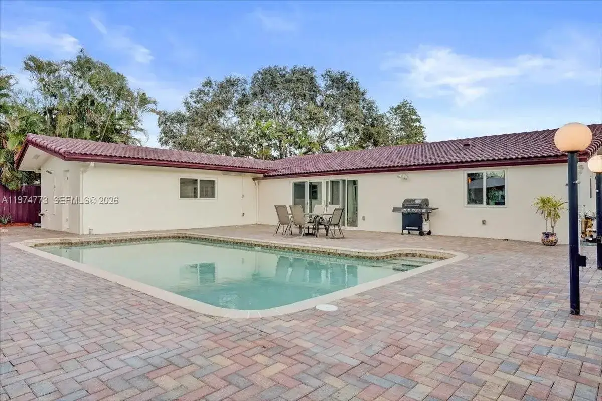 4 bedroom 3 bath Residential for sale at 4925 Tyler St, Hollywood FL 33021