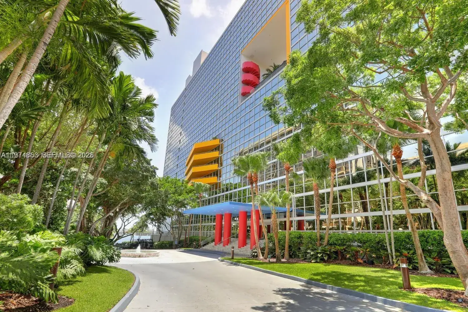 2 bedroom 2 bath Residential Lease for rent at 2025 Brickell Ave # 503, Miami FL 33129