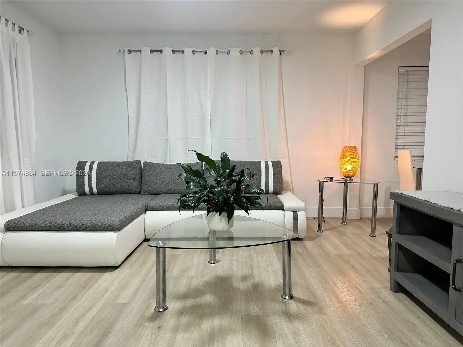 1 bedroom 1 bath Residential for sale at 3522 NE 166 ST # 1, North Miami Beach FL 33160