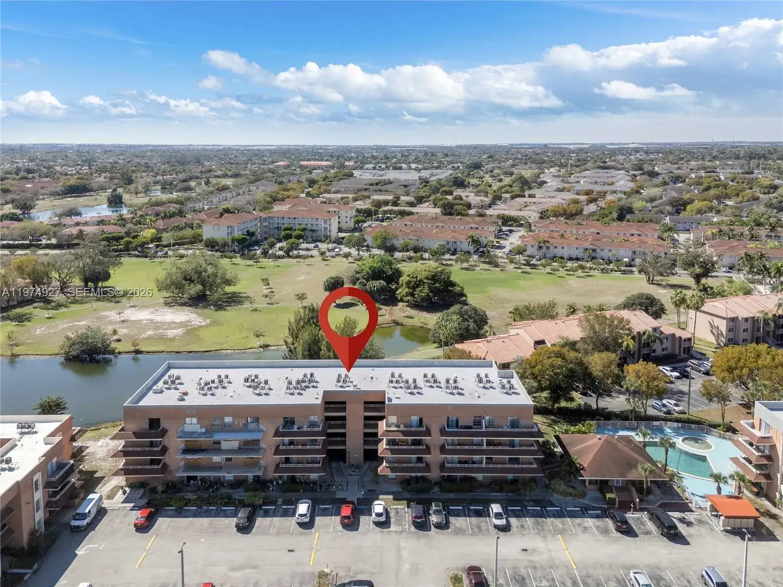 1 bedroom 1 bath Residential for sale at 17530 NW 68th Ave # C2003, Hialeah FL 33015
