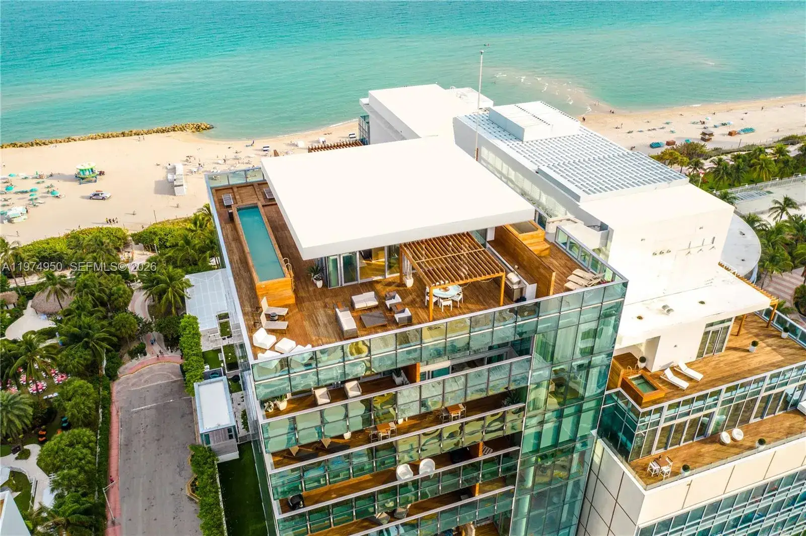 4 bedroom 4 bath Residential Lease for rent at 2901 E Collins Ave # 1602, Miami Beach FL 33140