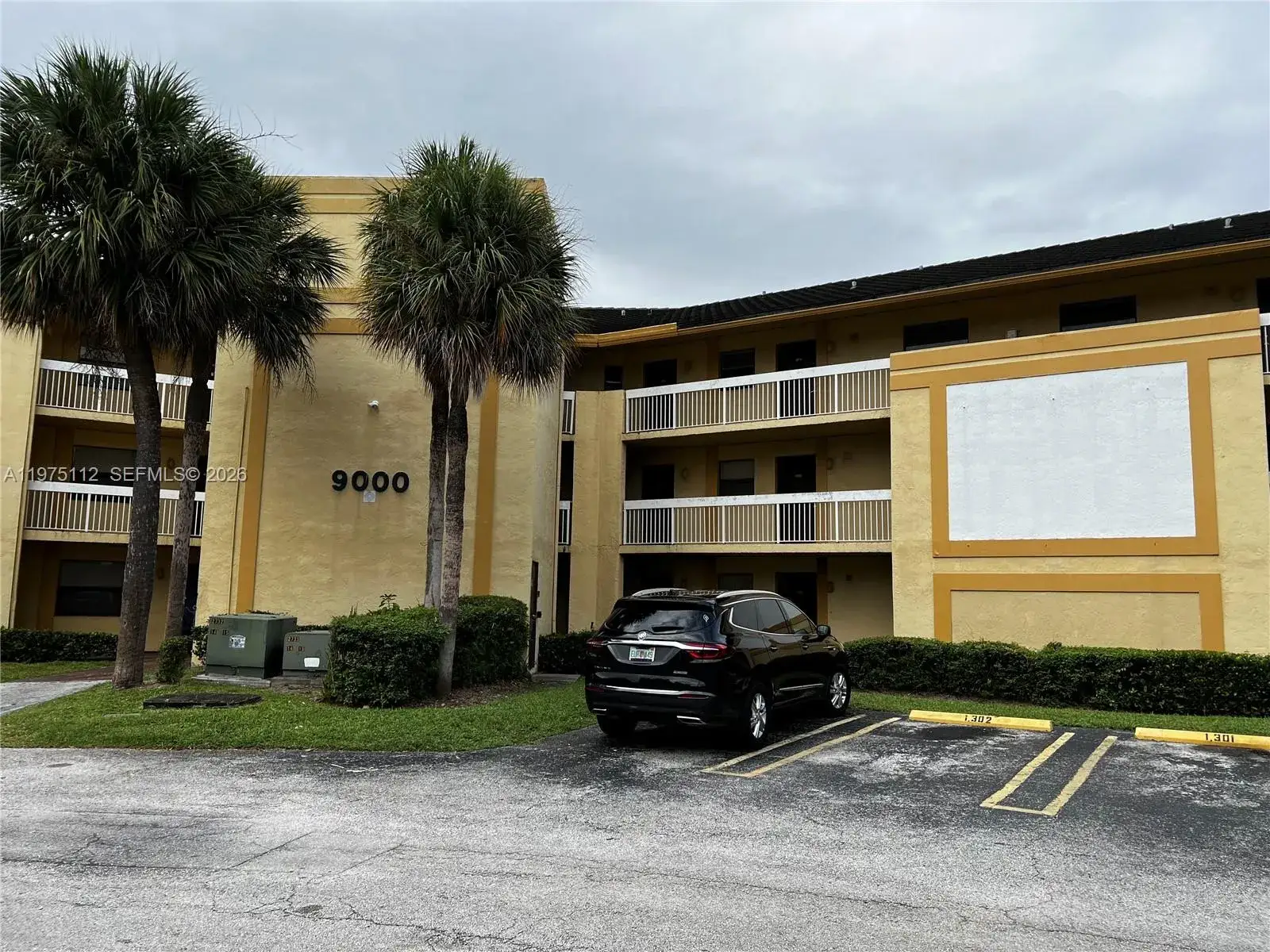 2 bedroom 2 bath Residential for sale at 9000 NW 28th Dr # 303, Coral Springs FL 33065