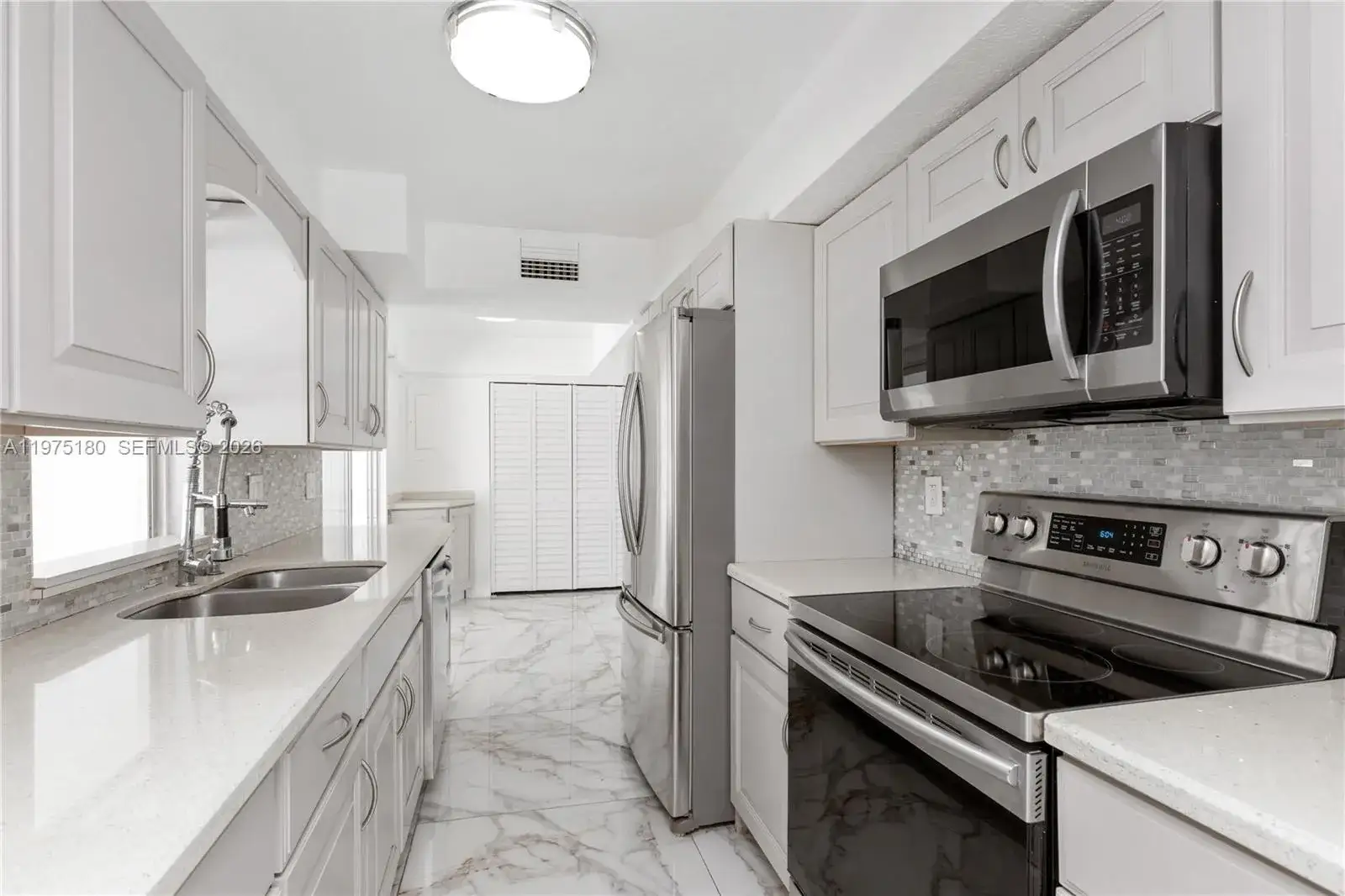 3 bedroom 2 bath Residential for sale at 7906 NW 74th Ave, Tamarac FL 33321