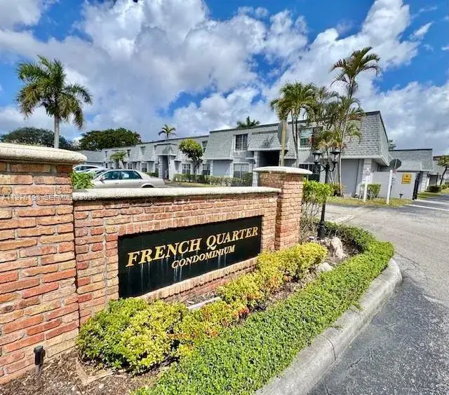2 bedroom 2 bath Residential for sale at 284 NW 69th Ave # 279, Plantation FL 33317