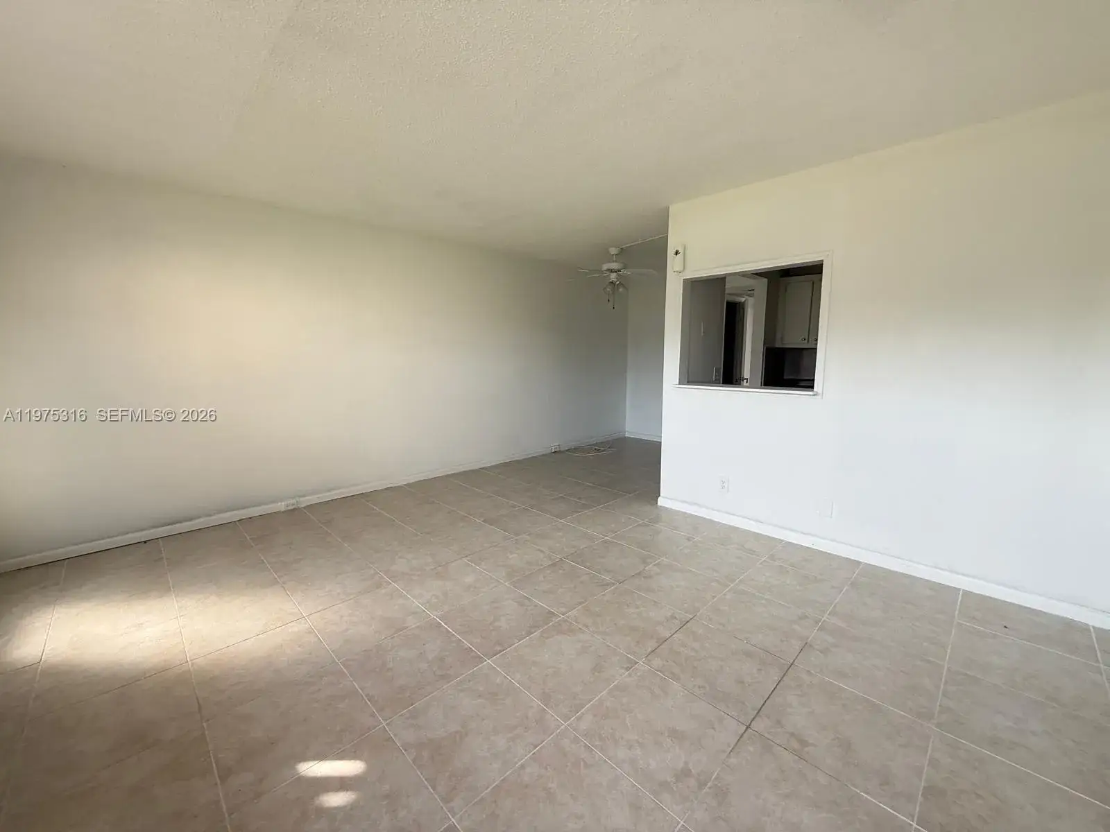 1 bedroom 1 bath Residential Lease for rent at 210 Canterbury J # 1, West Palm Beach FL 33417