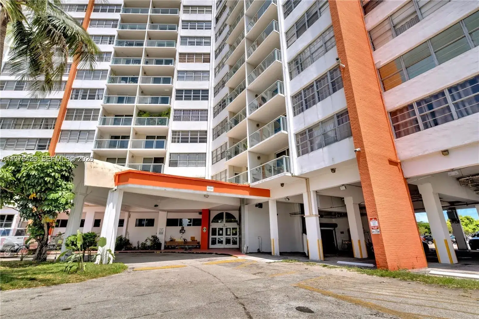 2 bedroom 2 bath Residential Lease for rent at 1351 NE Miami Gardens Dr # 1615E, Miami FL 33179