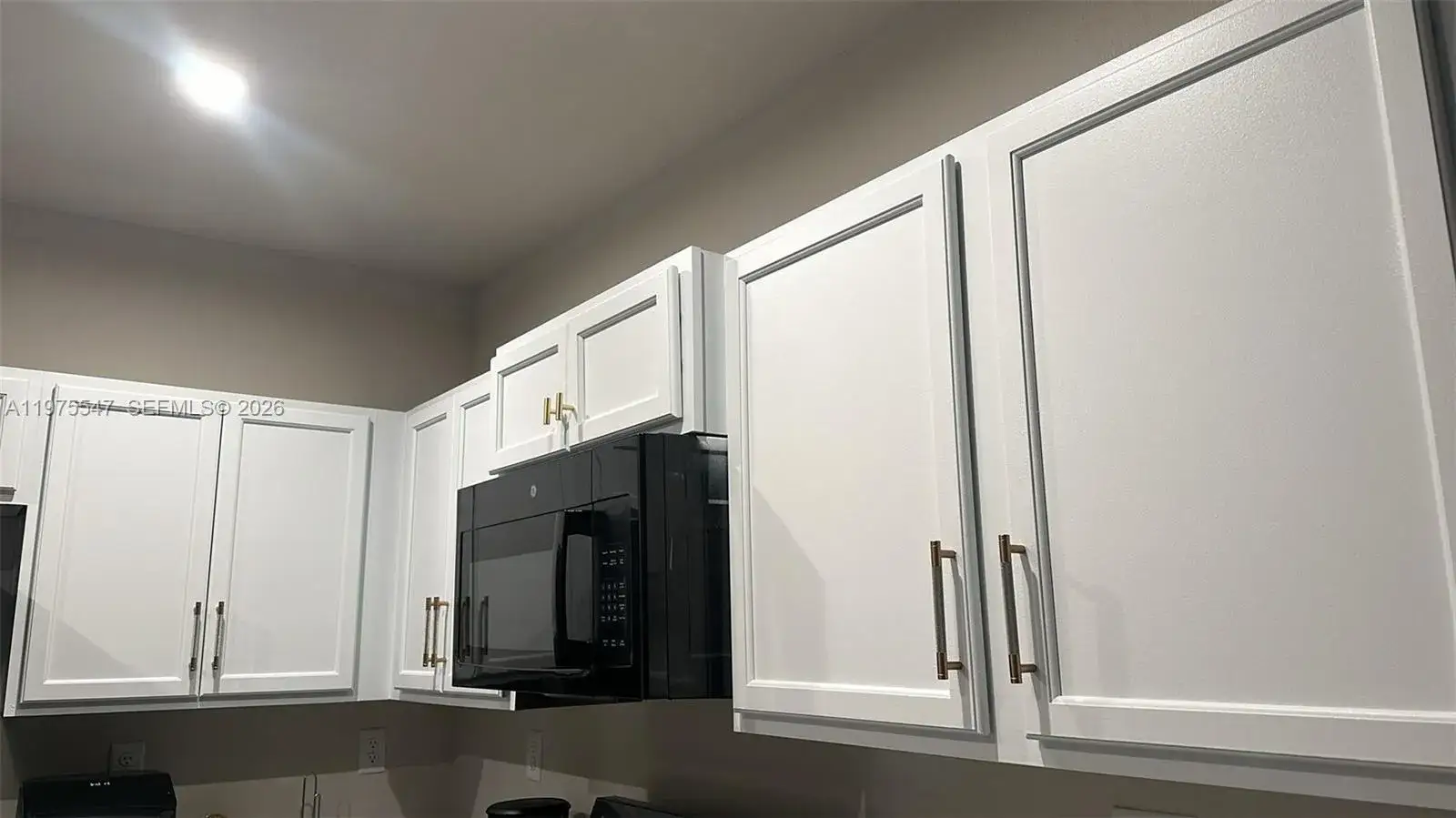 3 bedroom 3 bath Residential for sale at 1070 NW 6th Ter, Florida City FL 33034