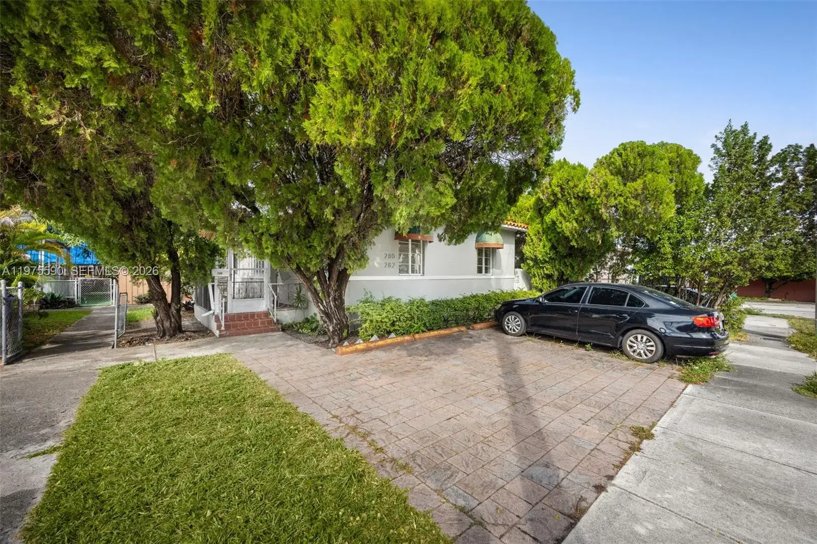 2 bedroom 1 bath Residential Lease for rent at 282 NW 41st Ave # 282, Miami FL 33126