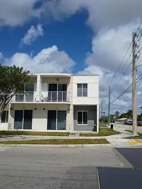 4 bedroom 3 bath Residential for sale at 13900 SW 259th Way, Homestead FL 33032
