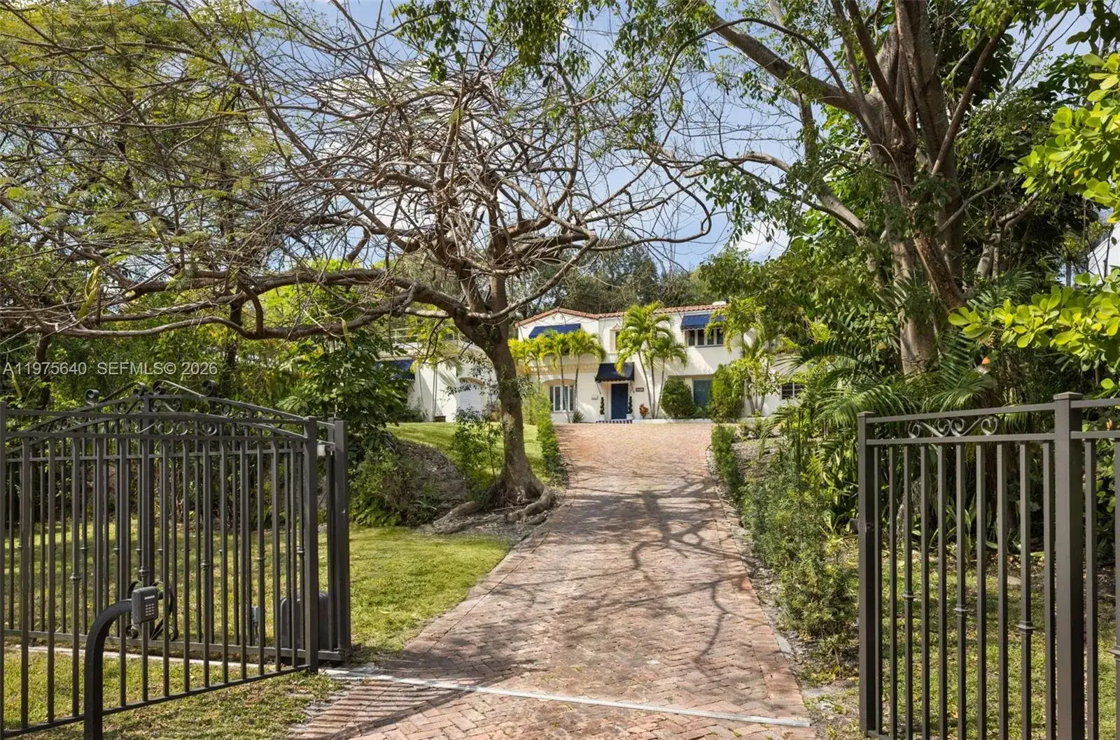 5 bedroom 4 bath Residential for sale at 1645 S Bayshore Dr, Coconut Grove FL 33133