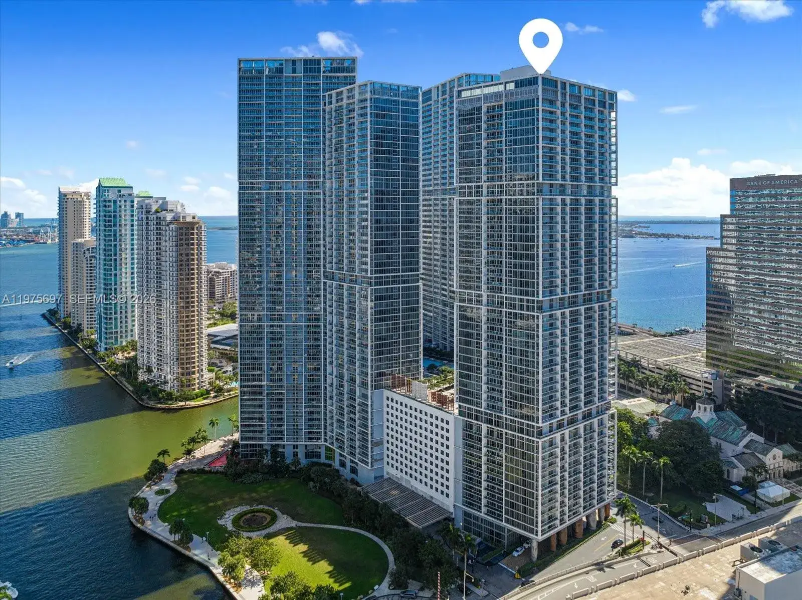 1 bedroom 1 bath Residential for sale at 485 Brickell Ave # 1807, Miami FL 33131