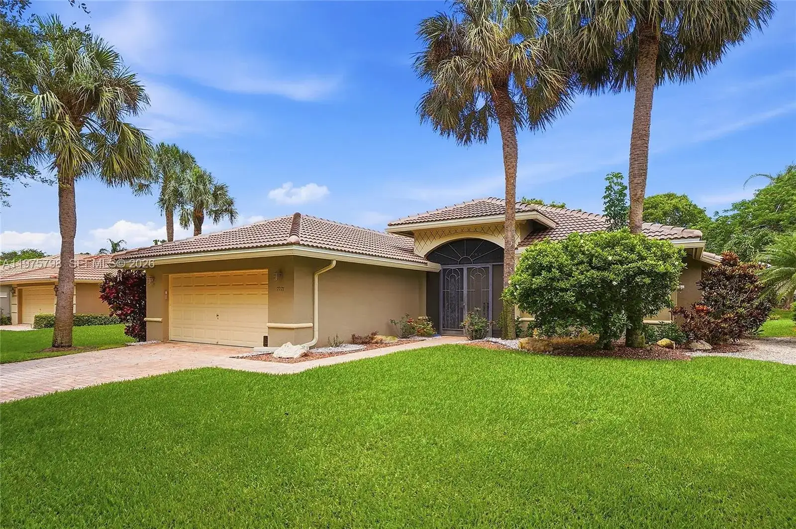 3 bedroom 3 bath Residential for sale at 7771 Via Grande, Boynton Beach FL 33437