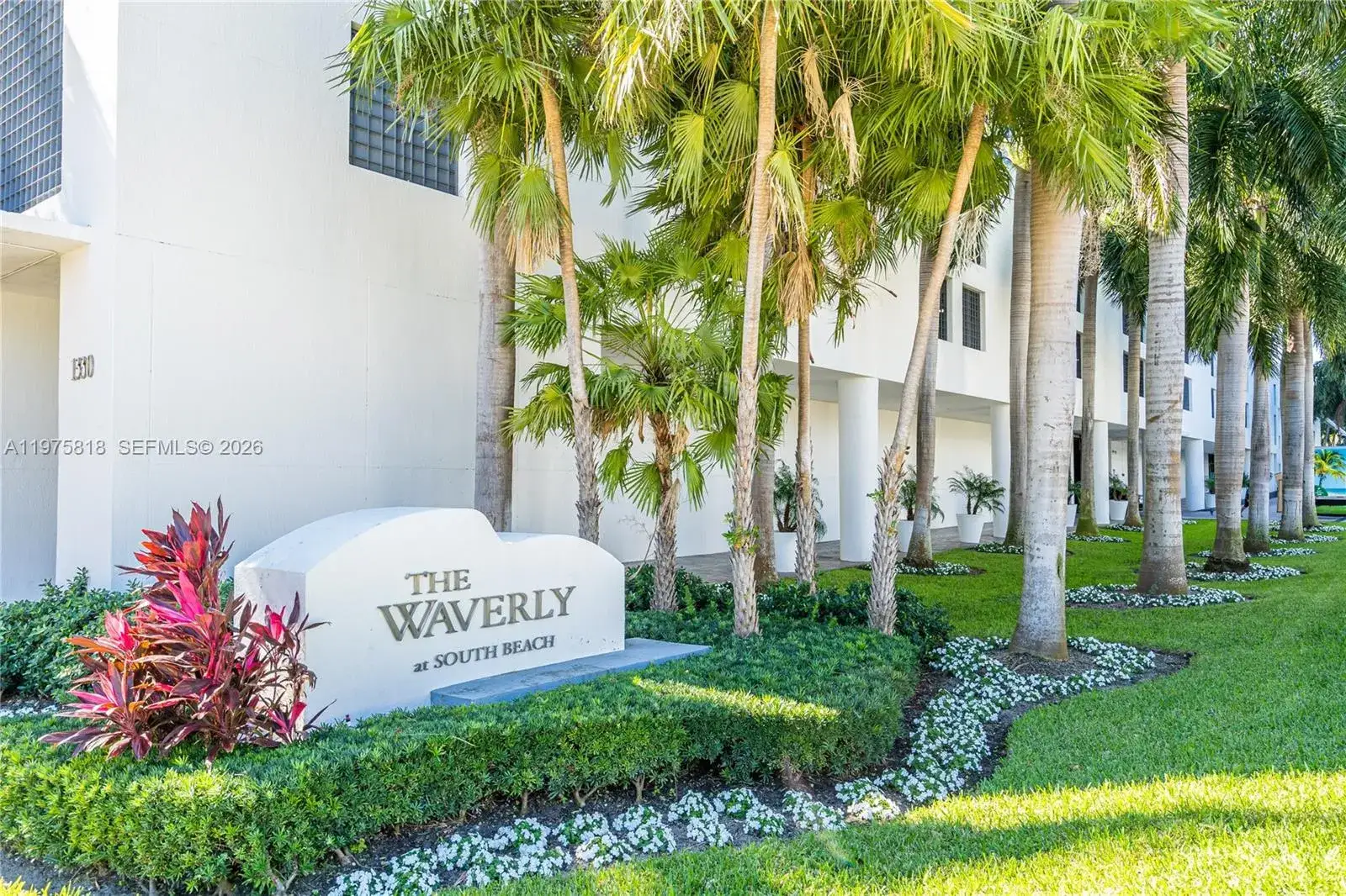 Commercial Sale for sale at 1330 West Ave # 402, Miami Beach FL 33139