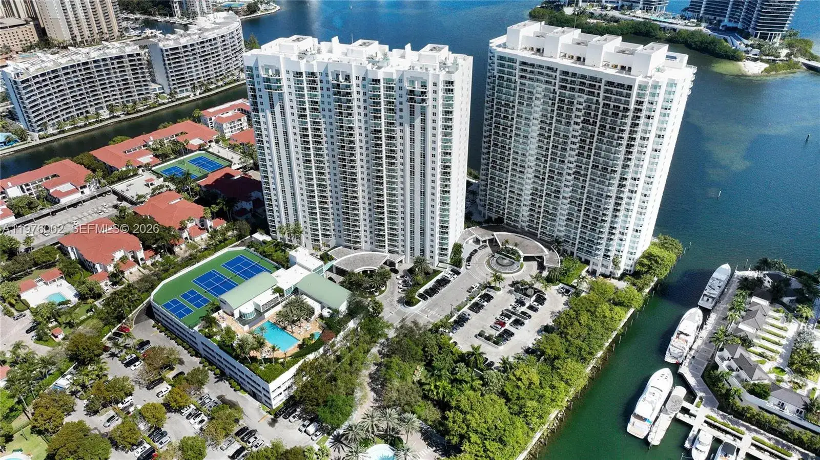 3 bedroom 3 bath Residential for sale at 3201 NE 183rd St # 2906, Aventura FL 33160