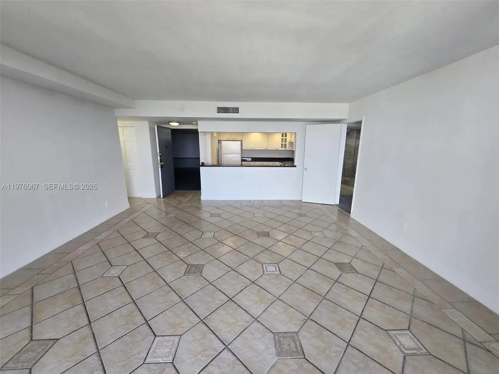 2 bedroom 2 bath Residential Lease for rent at 13499 Biscayne Blvd # 1505, North Miami FL 33181