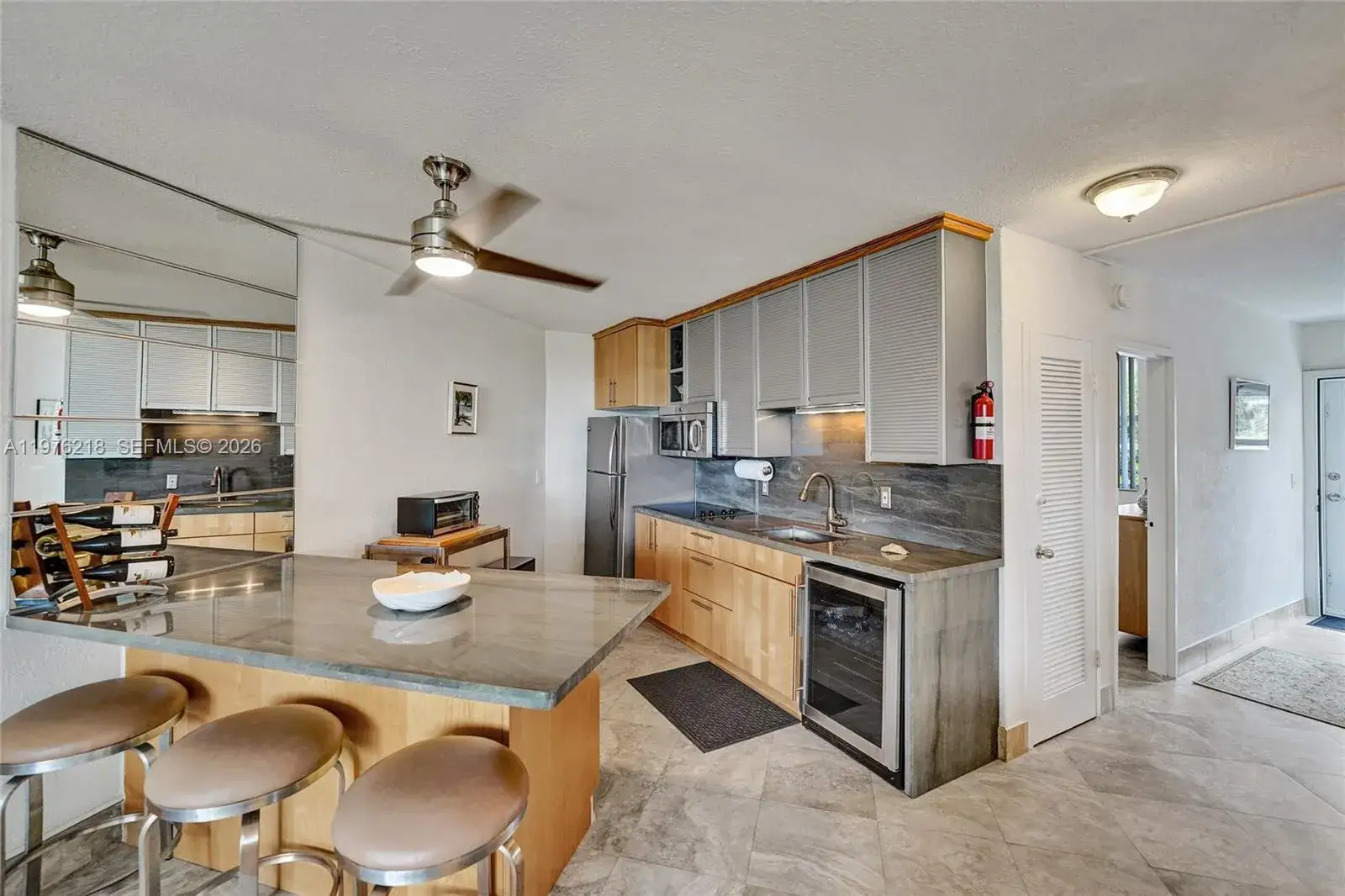 2 bedroom 1 bath Residential for sale at 1936 S Ocean # 20D, Hallandale Beach FL 33009