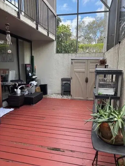 2 bedroom 1 bath Residential for sale at 3190 Bird Ave # 15, Coconut Grove FL 33133