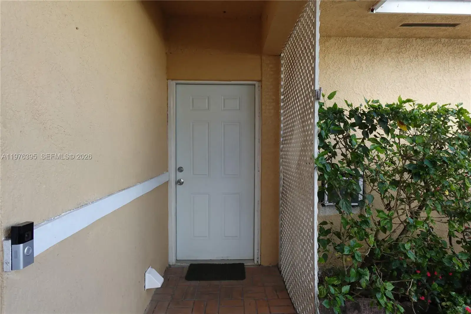 1 bedroom 1 bath Residential Lease for rent at 11262 SW 74th St # 0, Miami FL 33173