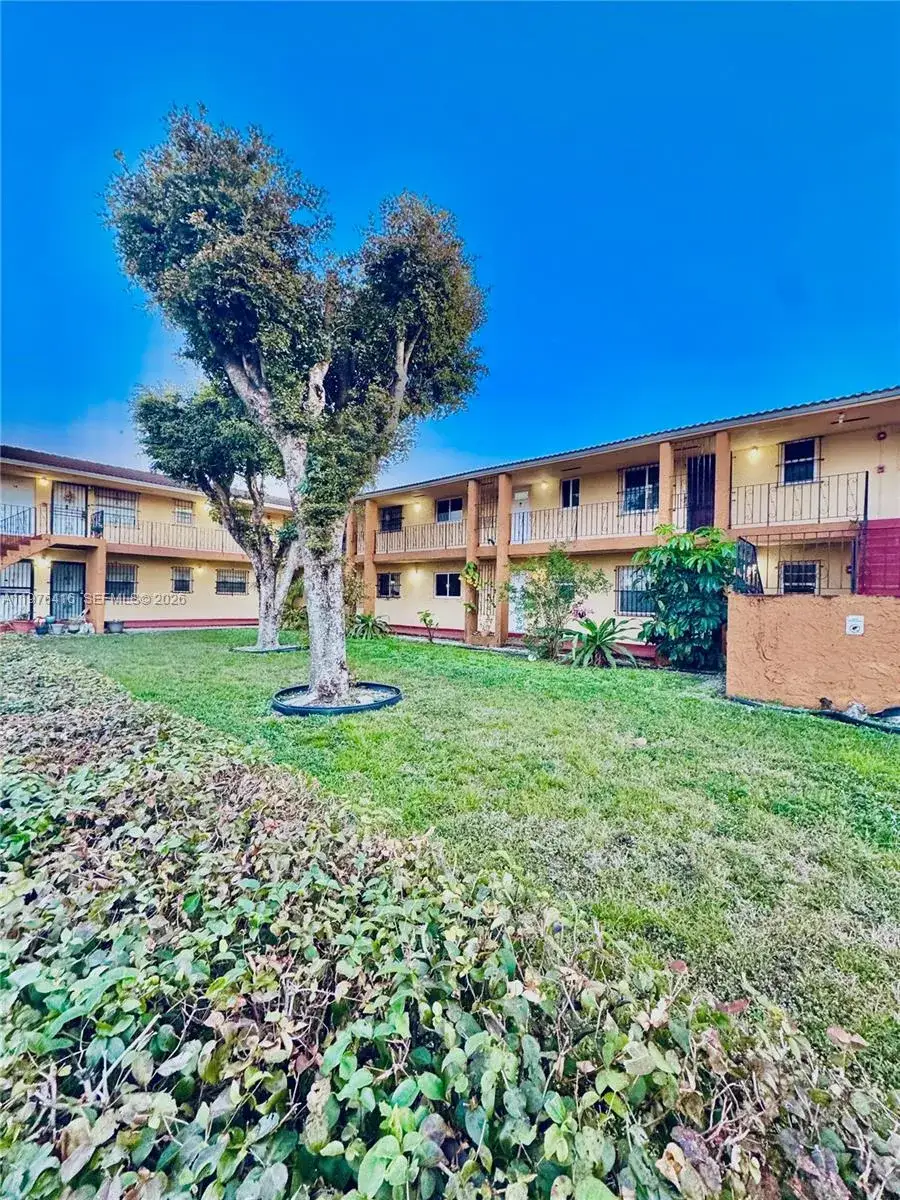 2 bedroom 1 bath Residential for sale at 4050 NW 135th St # 1, Opa-Locka FL 33054