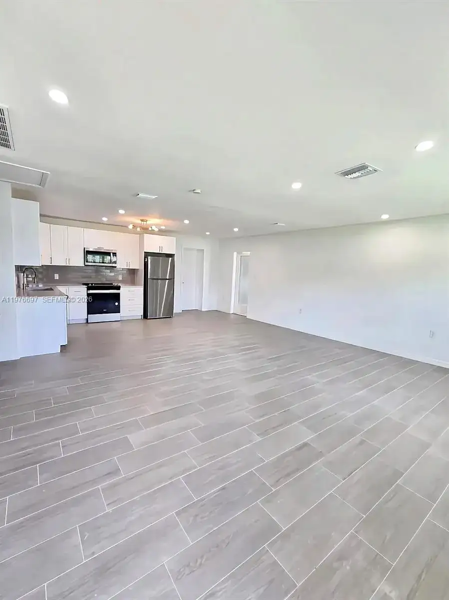 4438 E Riverside Drive, Fort Myers FL 33905