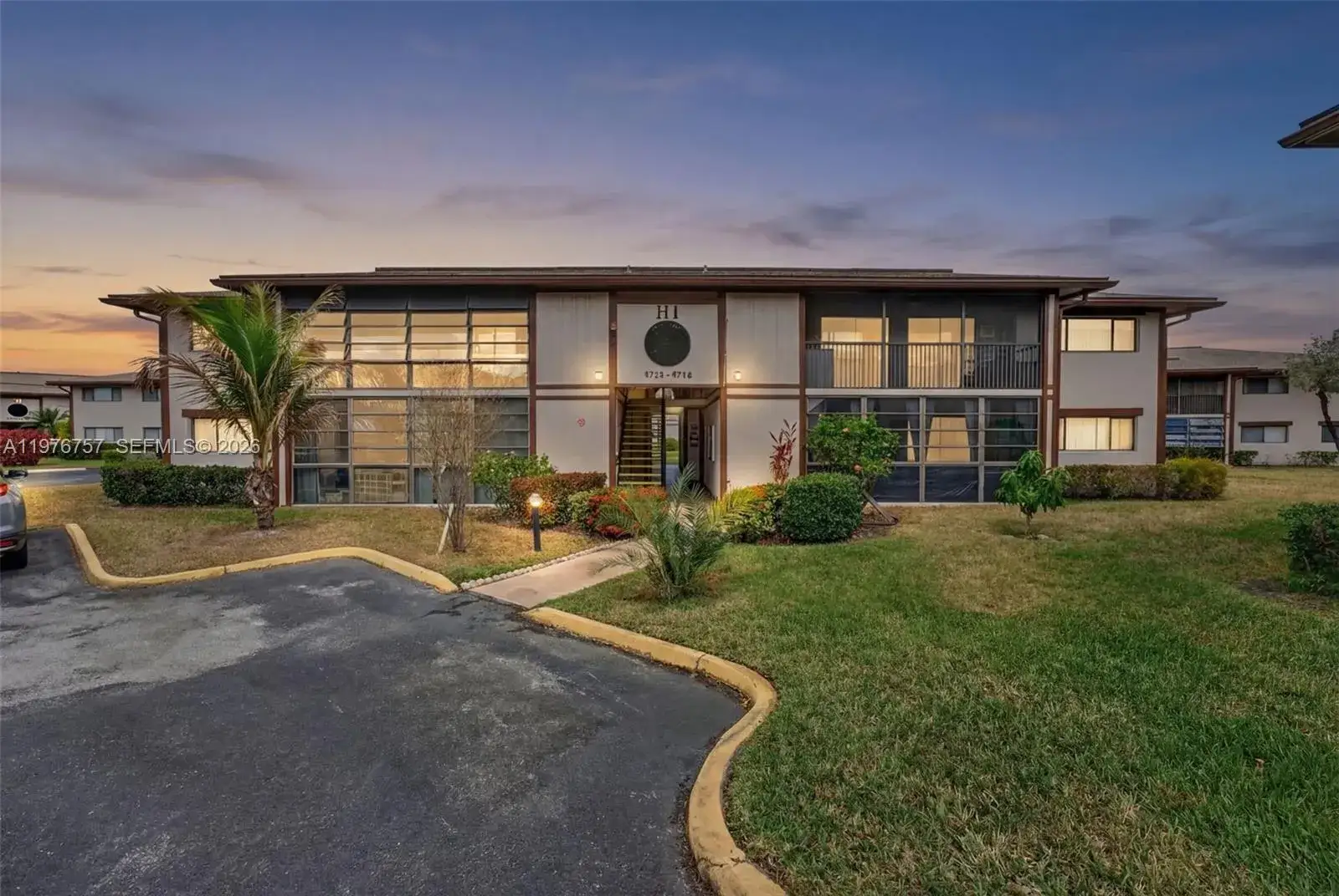 2 bedroom 2 bath Residential for sale at 9748 S Belfort Cir # 201, Tamarac FL 33321