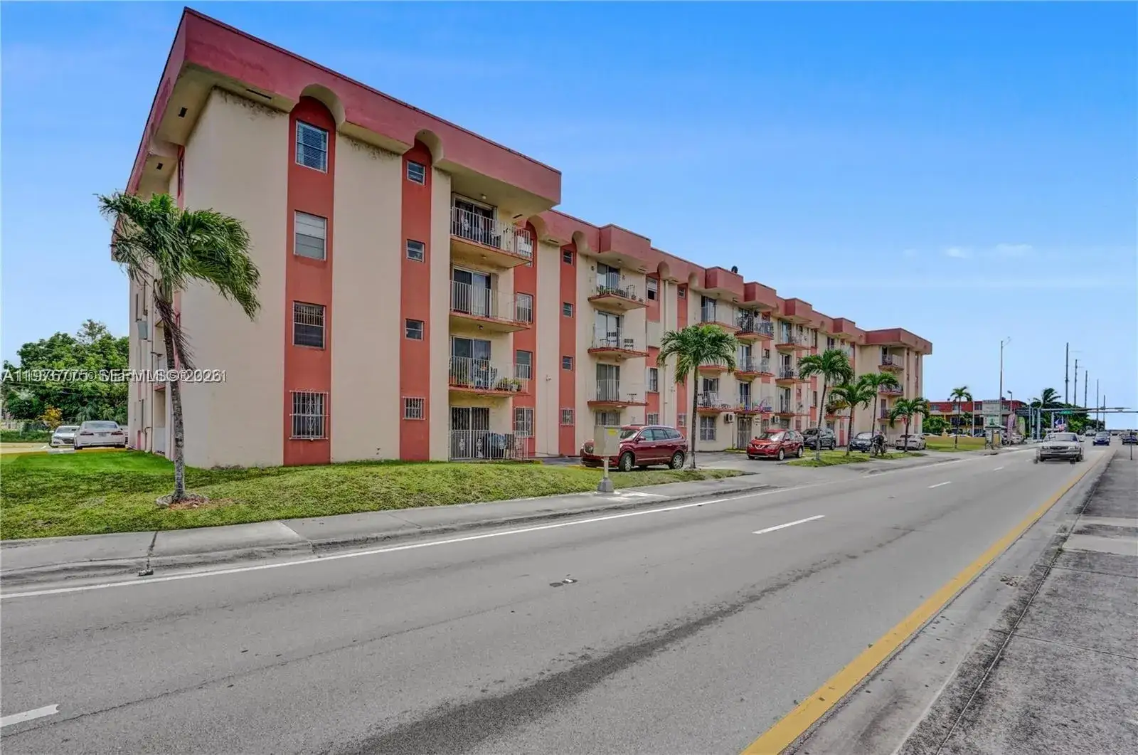 2 bedroom 1 bath Residential for sale at 6820 W Flagler St # 207, Miami FL 33144