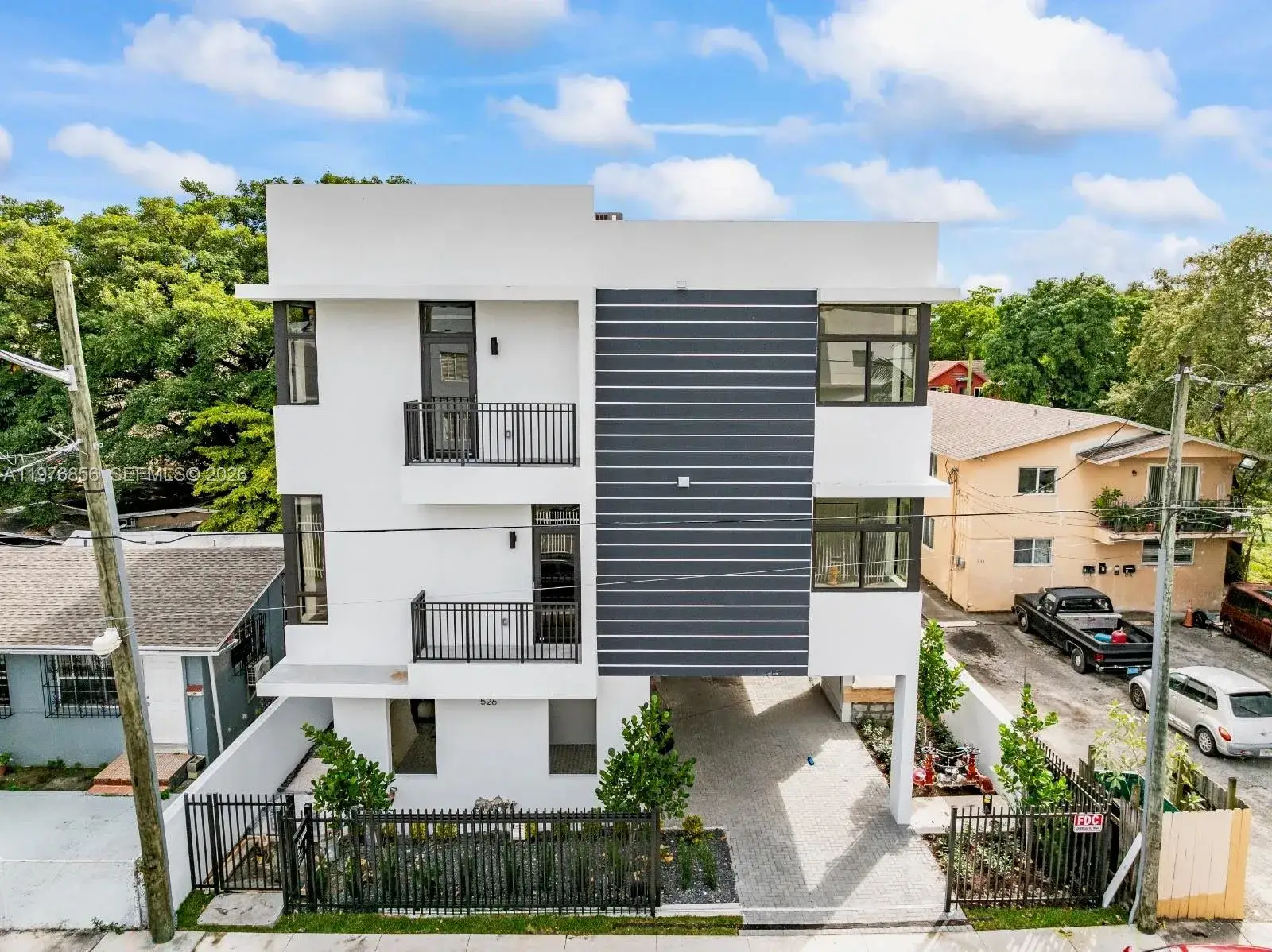 Residential Income for sale at 526 SW 2nd St, Miami FL 33130