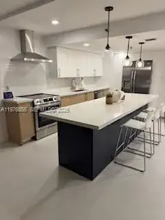 1 bedroom 1 bath Residential Lease for rent at 2625 Collins Ave # 1110, Miami Beach FL 33140