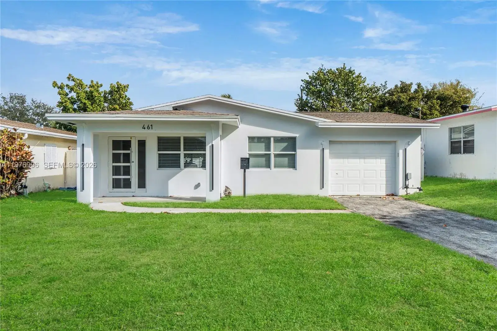 3 bedroom 2 bath Residential Lease for rent at 461 SW 1st St # 461, Boca Raton FL 33432