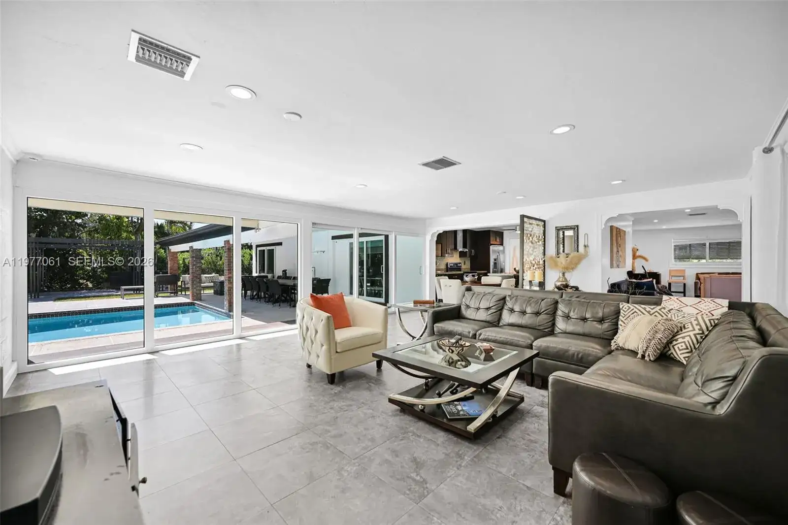 4 bedroom 3 bath Residential for sale at 7700 SW 139th Ter, Palmetto Bay FL 33158